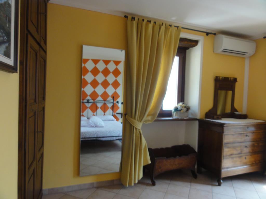 Casale Fe-Wo - Appartamenti Con Vista Lago Cannero Riviera Bilik gambar