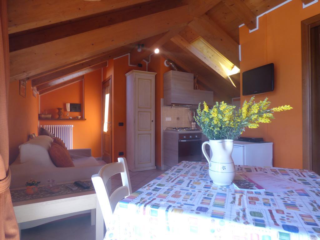 Casale Fe-Wo - Appartamenti Con Vista Lago Cannero Riviera Luaran gambar