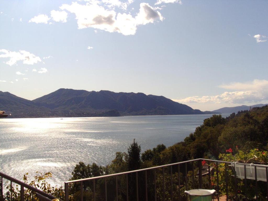 Casale Fe-Wo - Appartamenti Con Vista Lago Cannero Riviera Bilik gambar