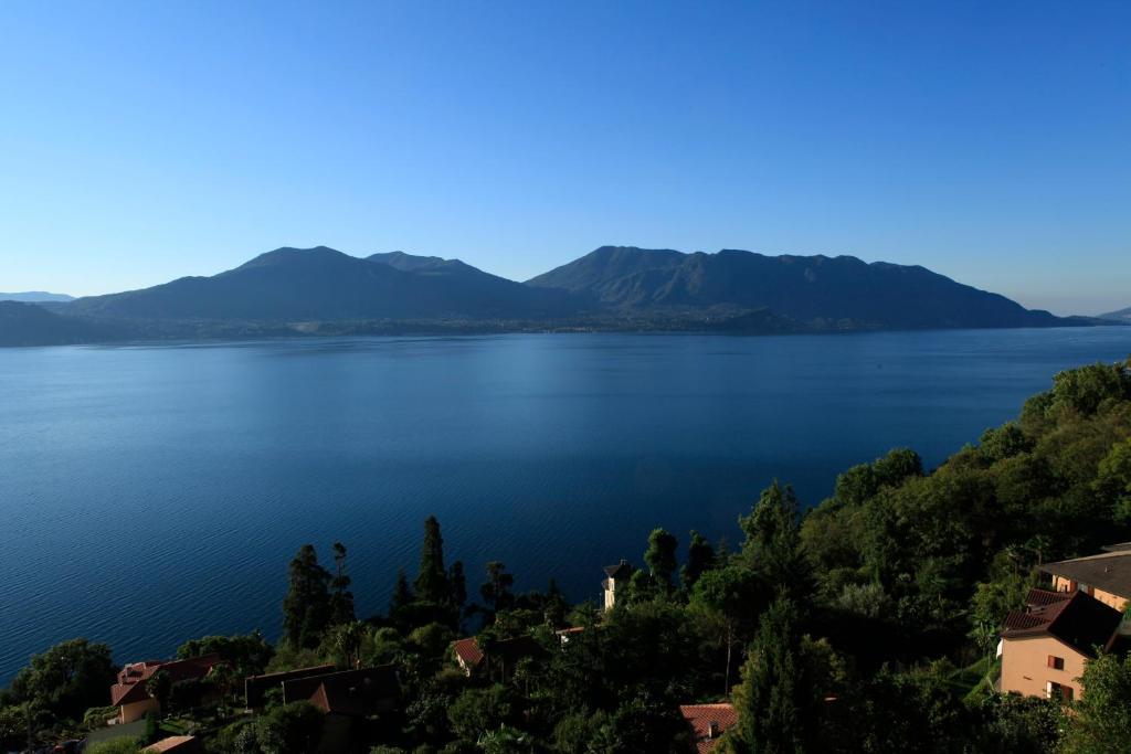 Casale Fe-Wo - Appartamenti Con Vista Lago Cannero Riviera Bilik gambar