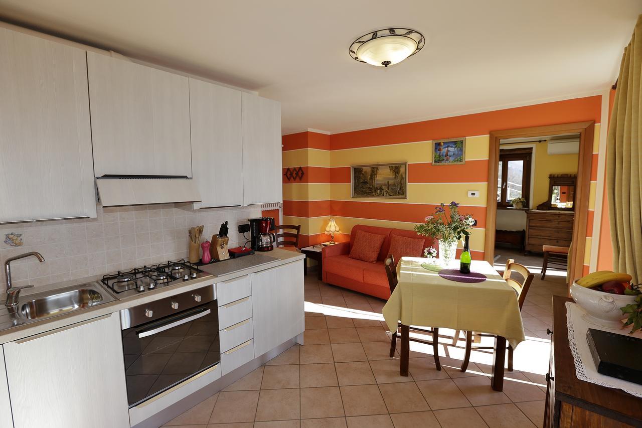 Casale Fe-Wo - Appartamenti Con Vista Lago Cannero Riviera Luaran gambar