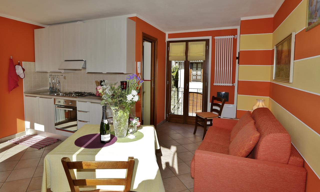 Casale Fe-Wo - Appartamenti Con Vista Lago Cannero Riviera Luaran gambar