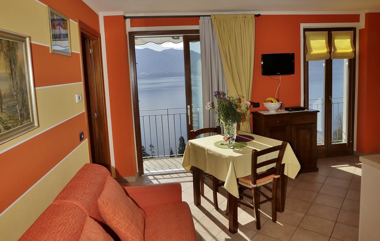 Casale Fe-Wo - Appartamenti Con Vista Lago Cannero Riviera Luaran gambar