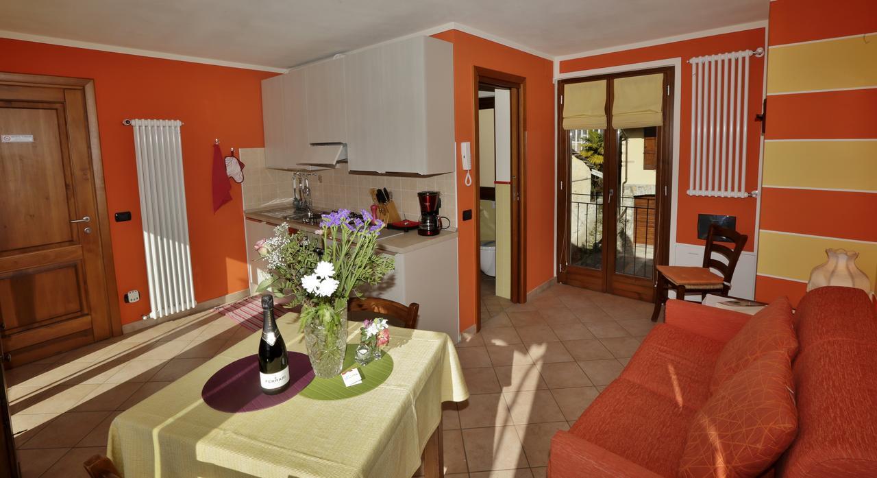 Casale Fe-Wo - Appartamenti Con Vista Lago Cannero Riviera Luaran gambar